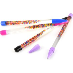 Jättikynä vesihelmillä