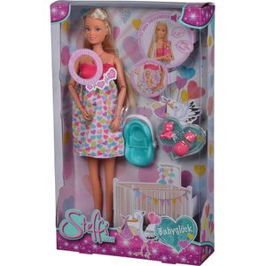 Steffi love vauvaa odottava nukke